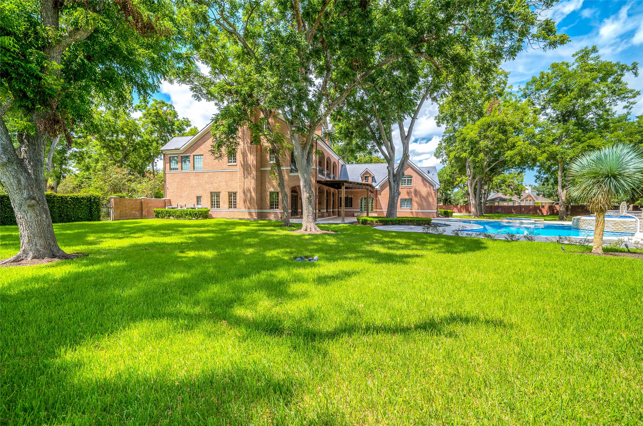  1802 Forest Gate Circle - 物件實景