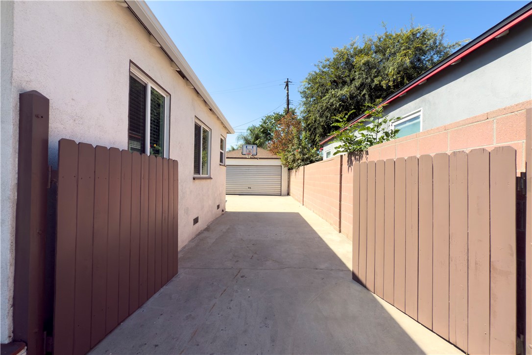 Whittier, California, 90606, United States, 3 Bedrooms Bedrooms, ,1 BathroomBathrooms,Residential,For Sale,1912073