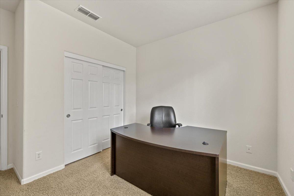 Roseville, California, 95747, United States, 4 Bedrooms Bedrooms, ,3 BathroomsBathrooms,Residential,For Sale,1928069