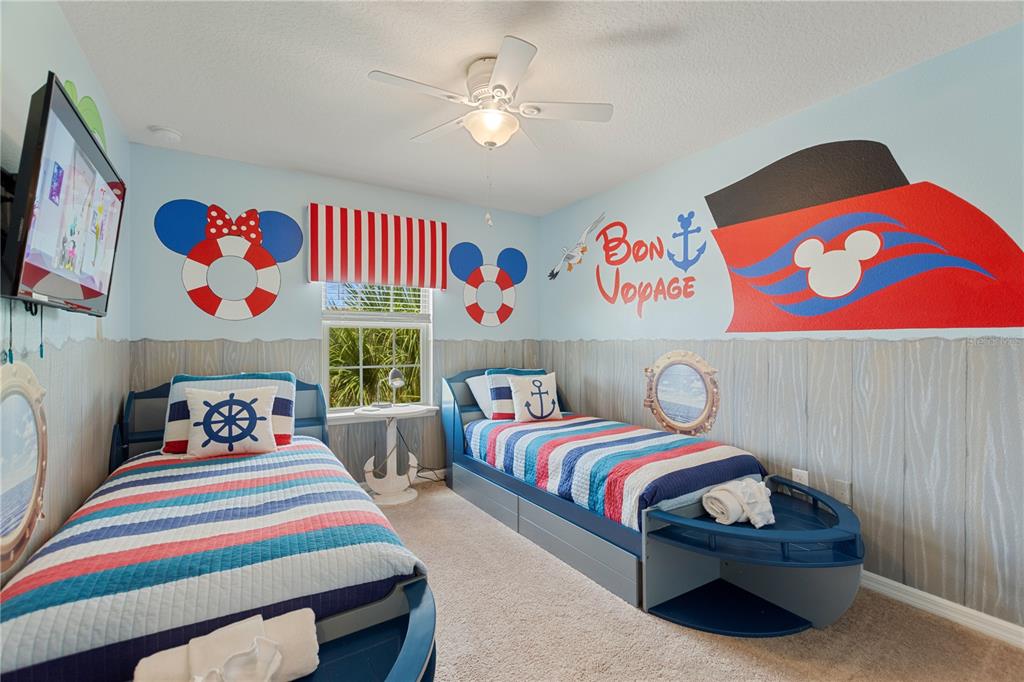 Davenport, Florida, 33837, United States, 5 Bedrooms Bedrooms, ,4 BathroomsBathrooms,Residential,For Sale,1933359