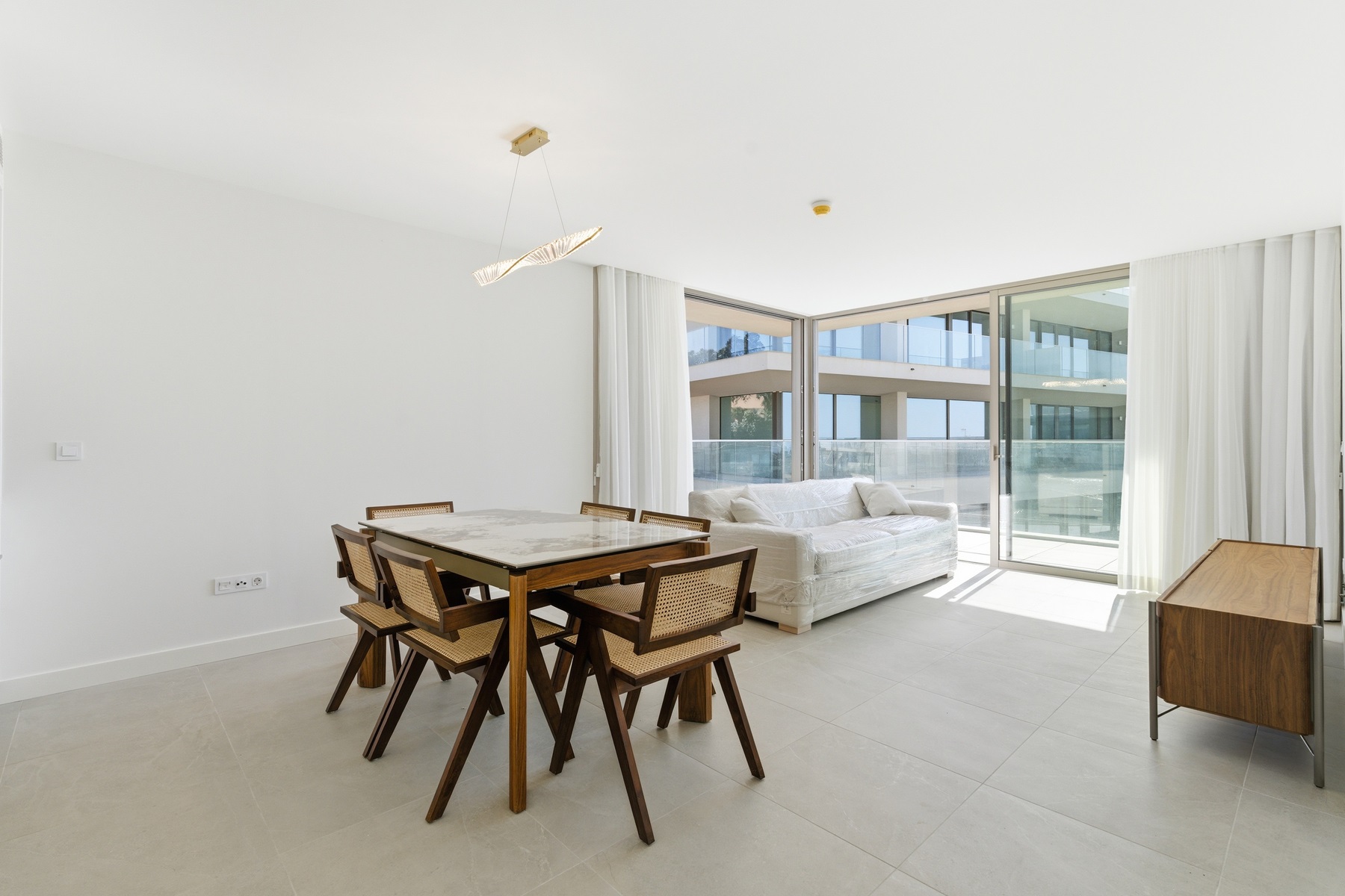  Flat, 2 bedrooms, for Sale - 物件實景