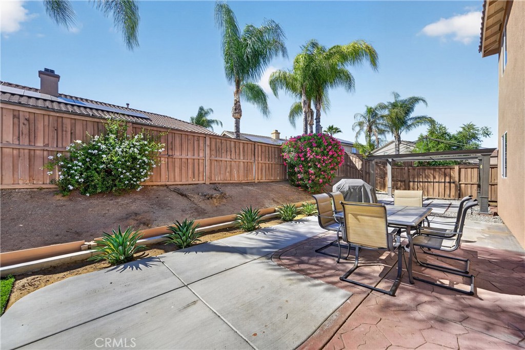 Hemet, California, 92545, United States, 6 Bedrooms Bedrooms, ,3 BathroomsBathrooms,Residential,For Sale,2044409