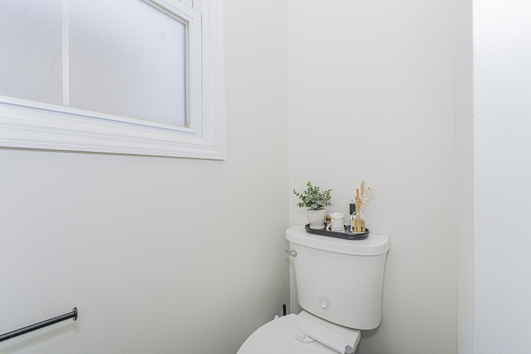 Staten Island, New York, 10307, United States, 2 Bedrooms Bedrooms, ,1 BathroomBathrooms,Residential,For Sale,2012003