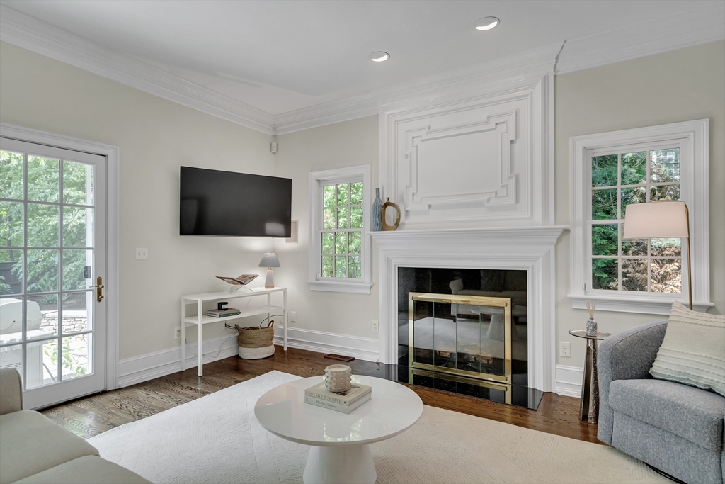Wellesley, Massachusetts, 02481, United States, 6 Bedrooms Bedrooms, ,8 BathroomsBathrooms,Residential,For Sale,1941628
