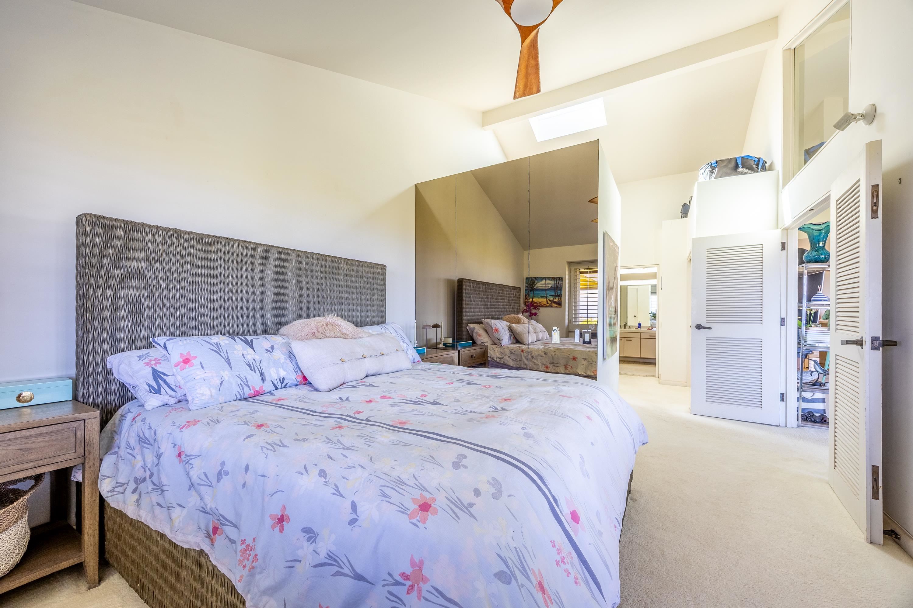 Lahaina, Hawaii, 96761, United States, 2 Bedrooms Bedrooms, ,2 BathroomsBathrooms,Residential,For Sale,1908273
