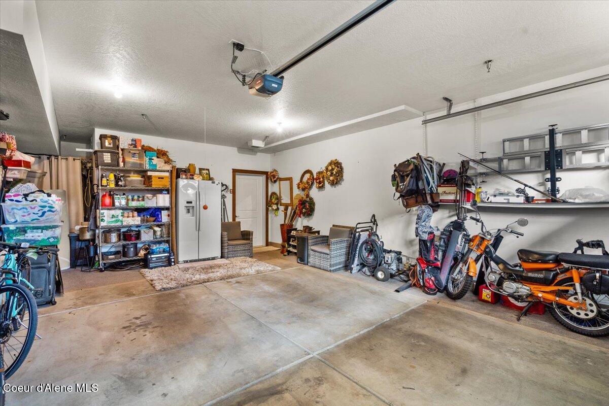 Coeur D'alene, Idaho, 83814, United States, 2 Bedrooms Bedrooms, ,1 BathroomBathrooms,Residential,For Sale,1761897