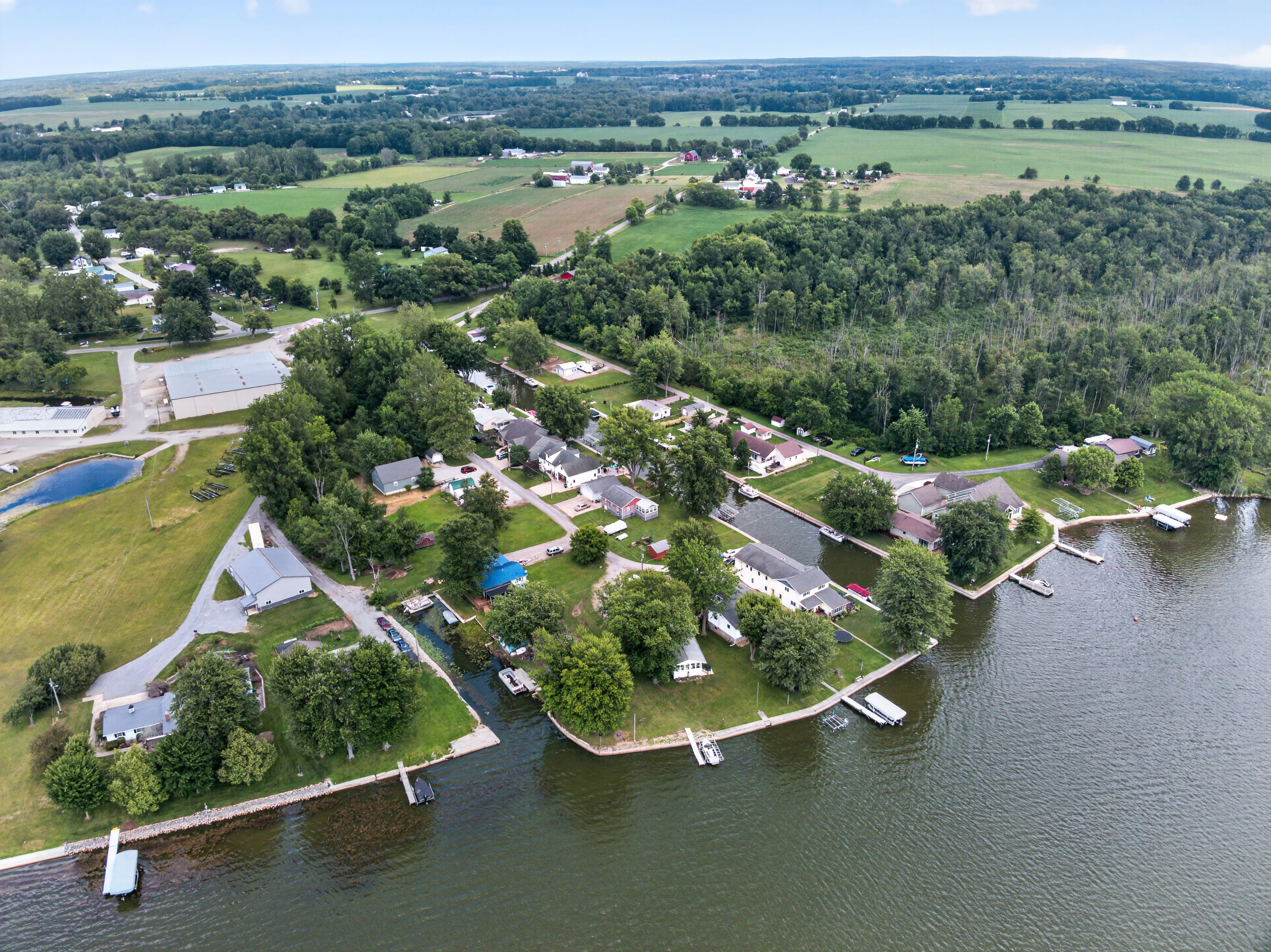  Beautifully Updated Waldron Lake Cottage - 物件實景