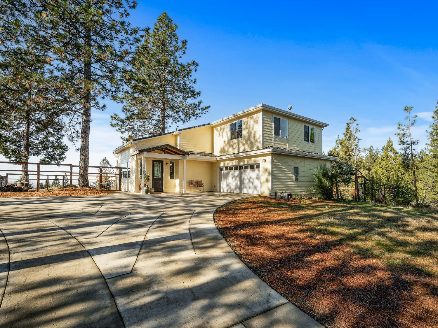 Garden Valley, California, 95633, United States, 3 Bedrooms Bedrooms, ,3 BathroomsBathrooms,Residential,For Sale,2005117