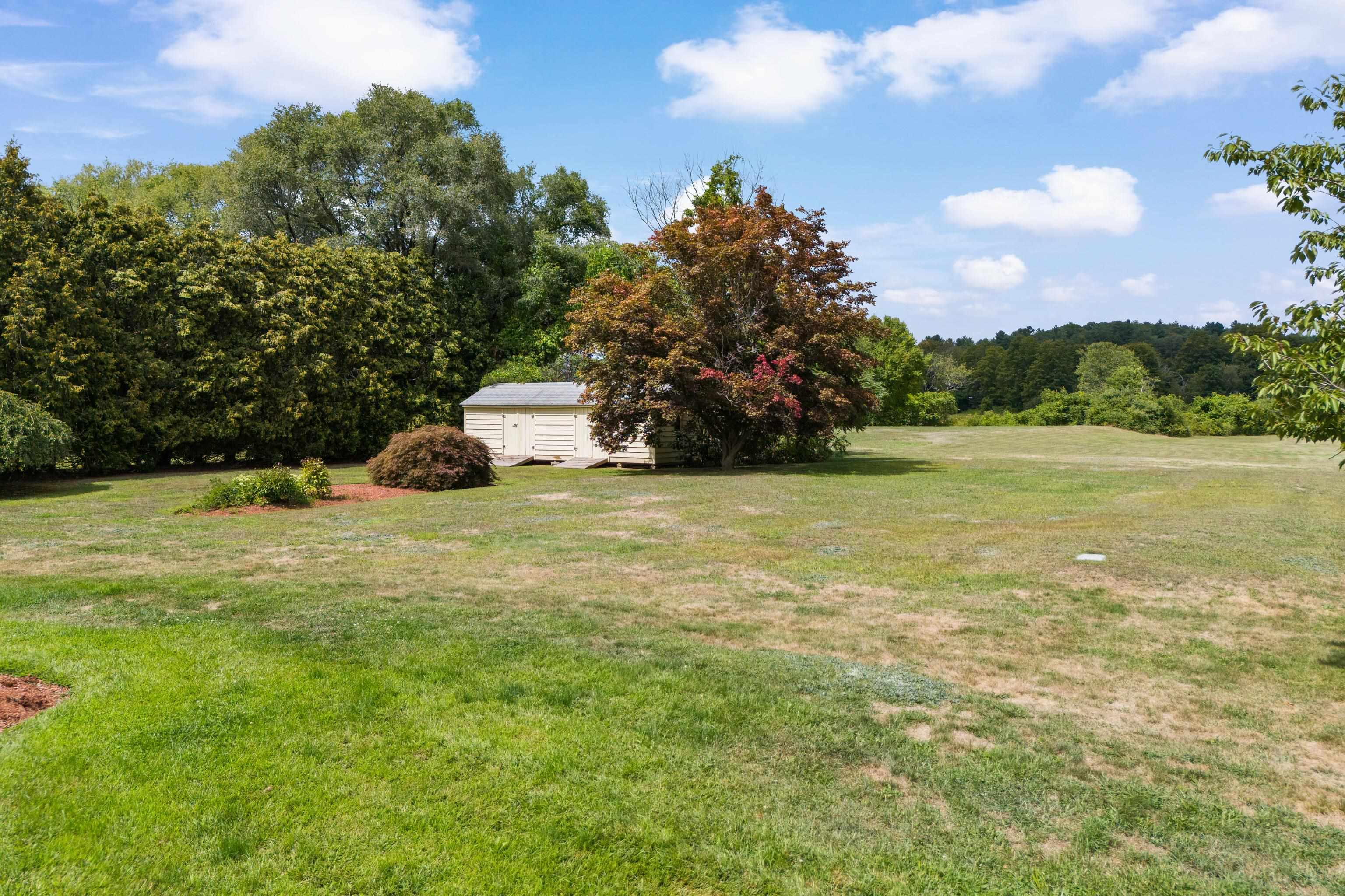 Pelham, New Hampshire, 03076, United States, 4 Bedrooms Bedrooms, ,3 BathroomsBathrooms,Residential,For Sale,1937373