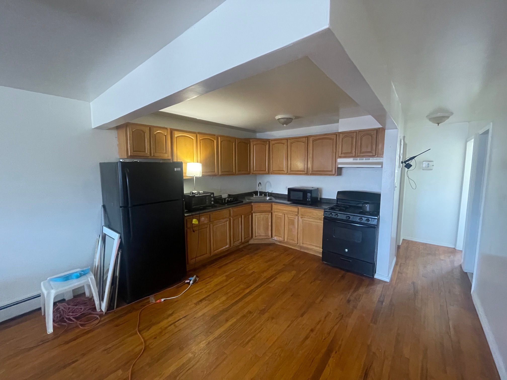 Far Rockaway, New York, 11691, United States, 8 Bedrooms Bedrooms, ,5 BathroomsBathrooms,Residential,For Sale,1730801