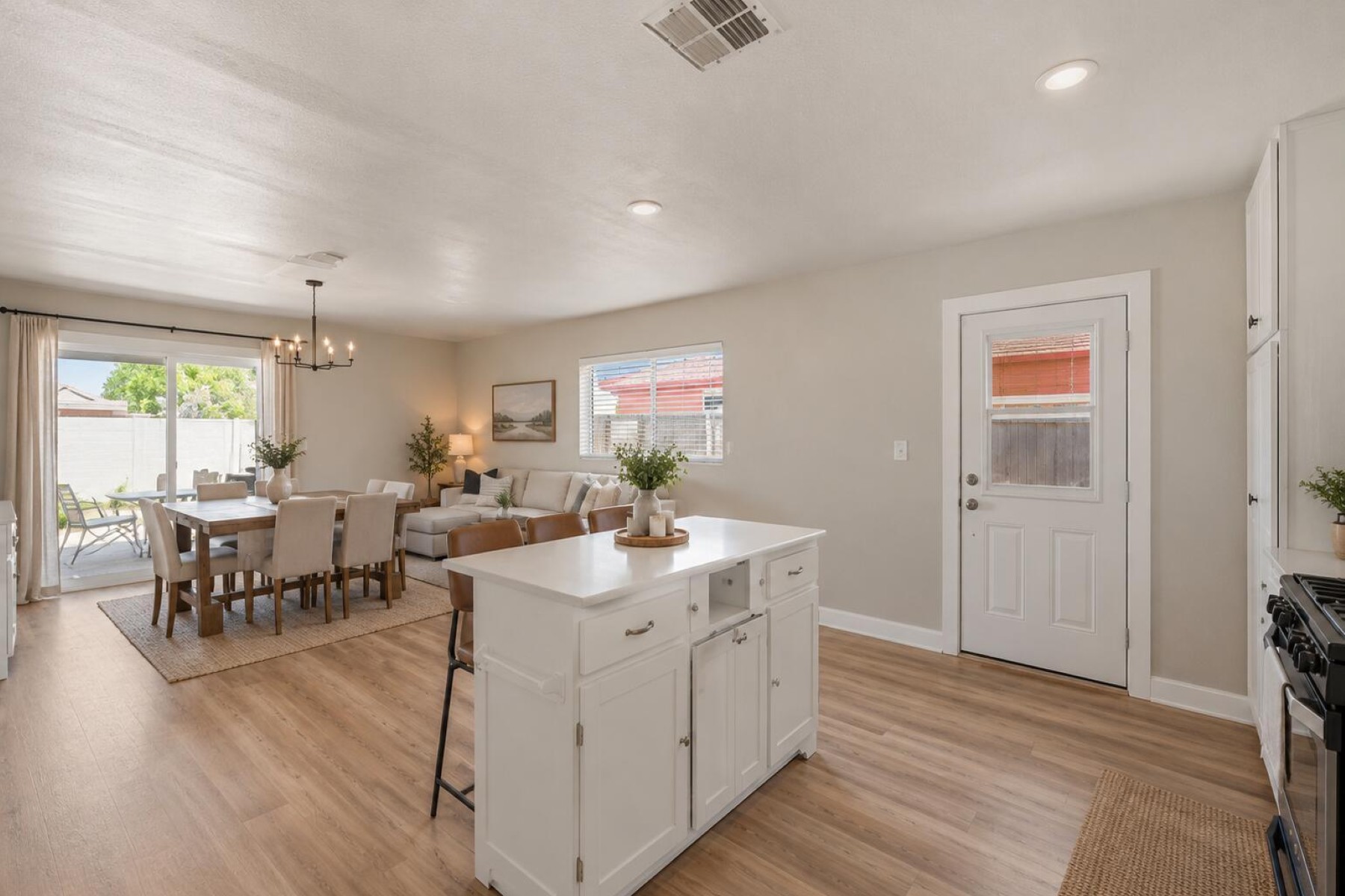  3040 E Dahlia Drive  Phoenix, AZ - 物件實景