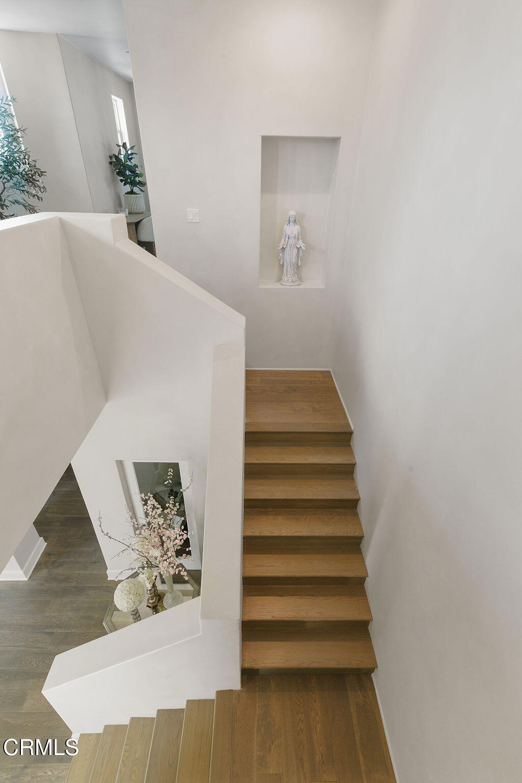 Thousand Oaks, California, 91362, United States, 4 Bedrooms Bedrooms, ,4 BathroomsBathrooms,Residential,For Sale,1997017