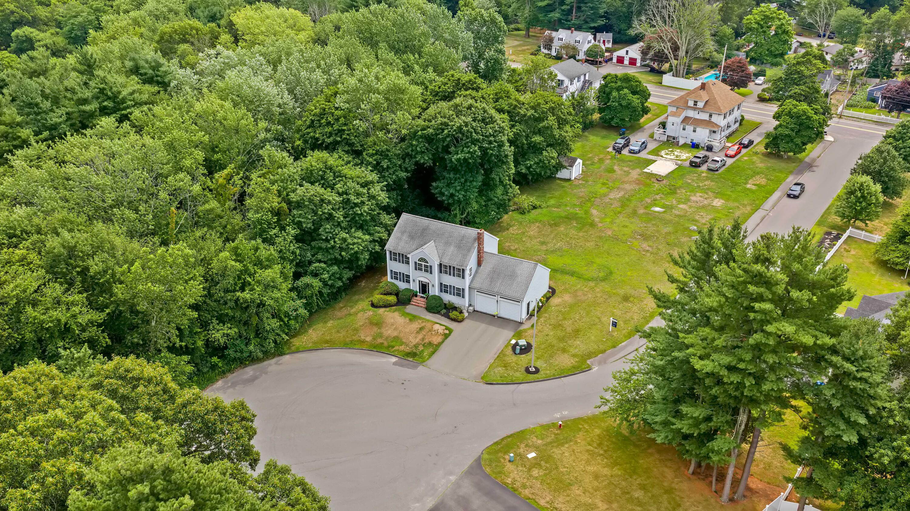  2 Ture Lane, Holbrook, MA, 02343 - 物件實景