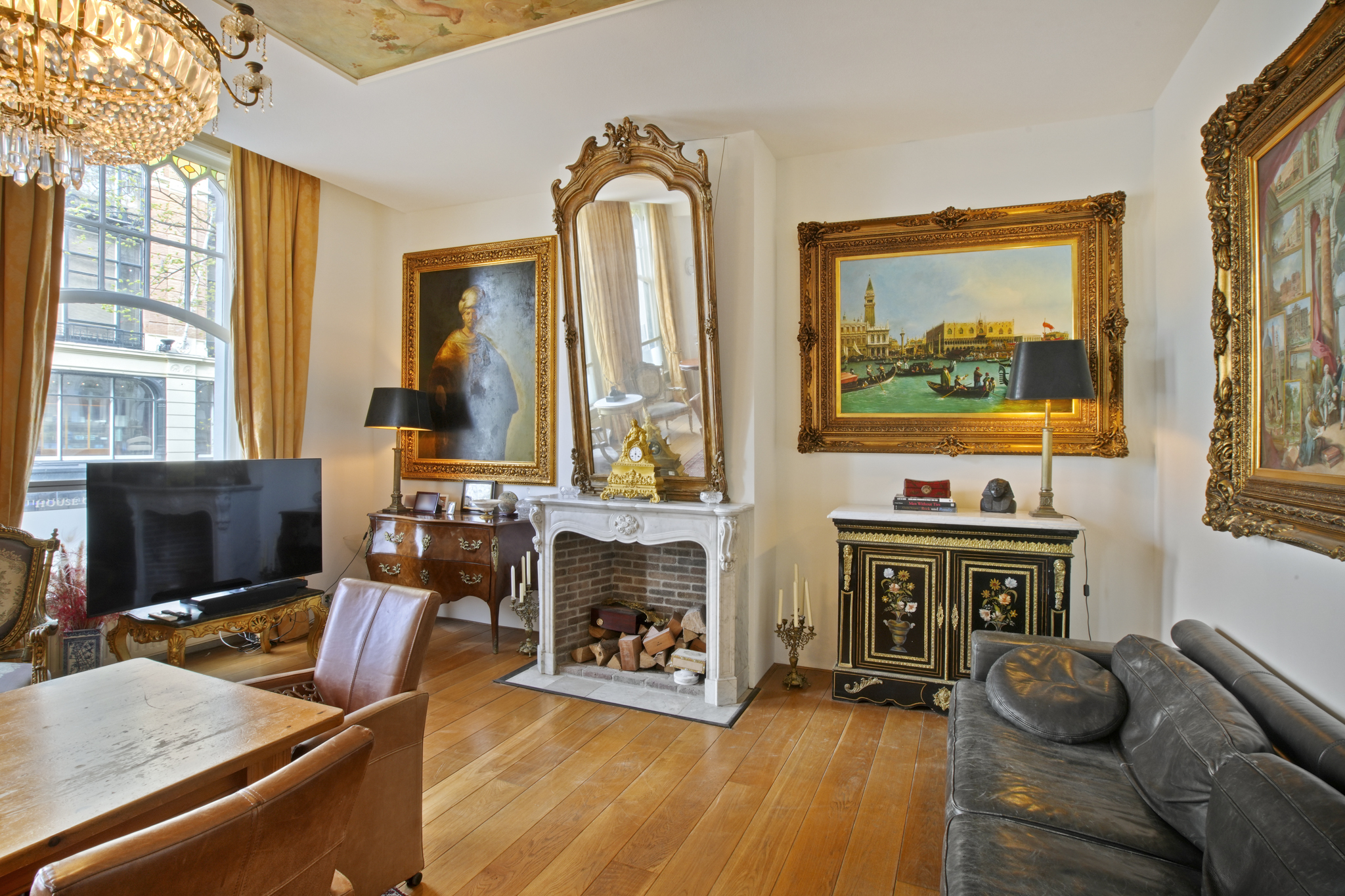  Living in a national monument with a private roof terrace and unobstructed views - 物件實景