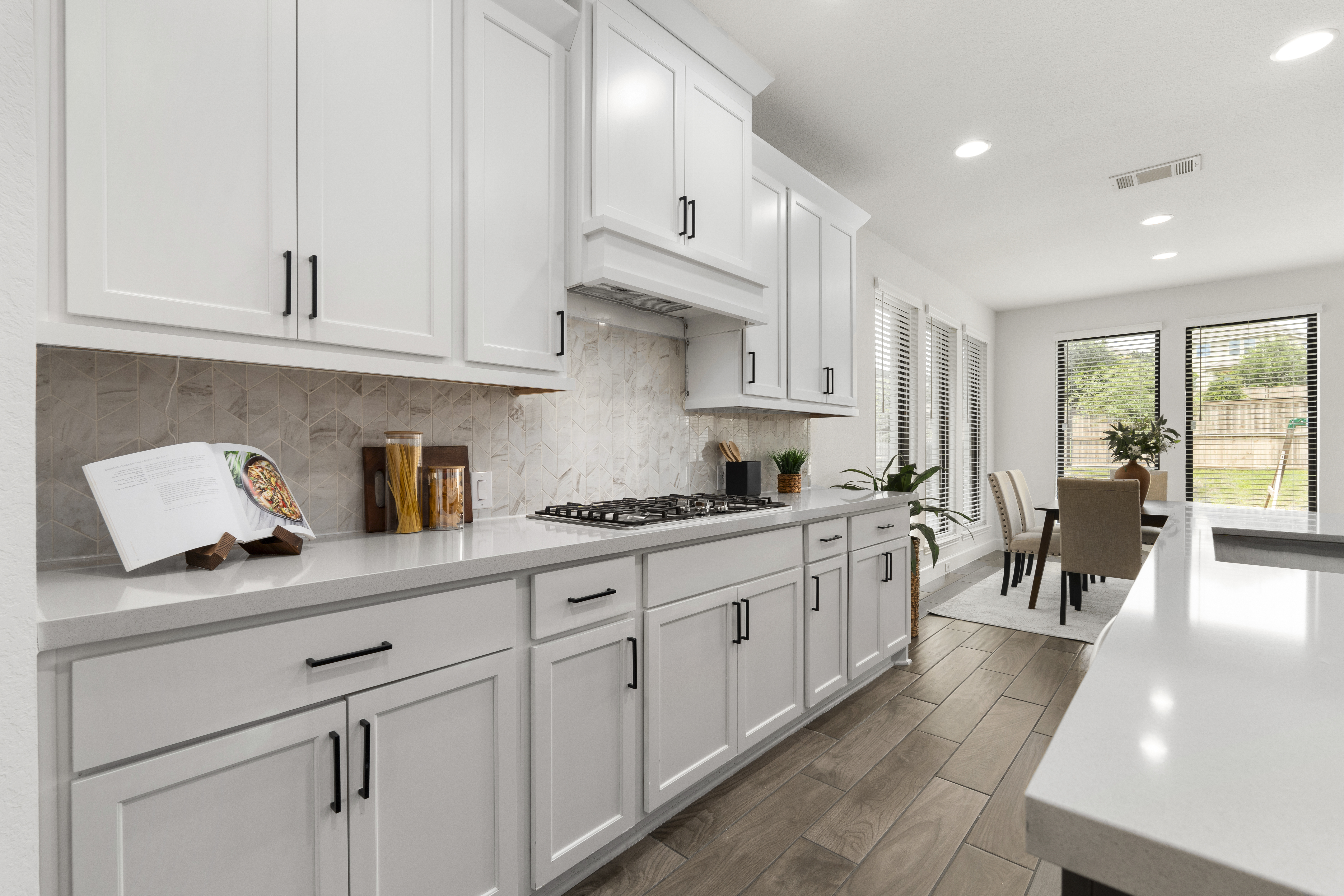  Thoughtfully Designed Perry Home in Weston Oaks - 物件實景