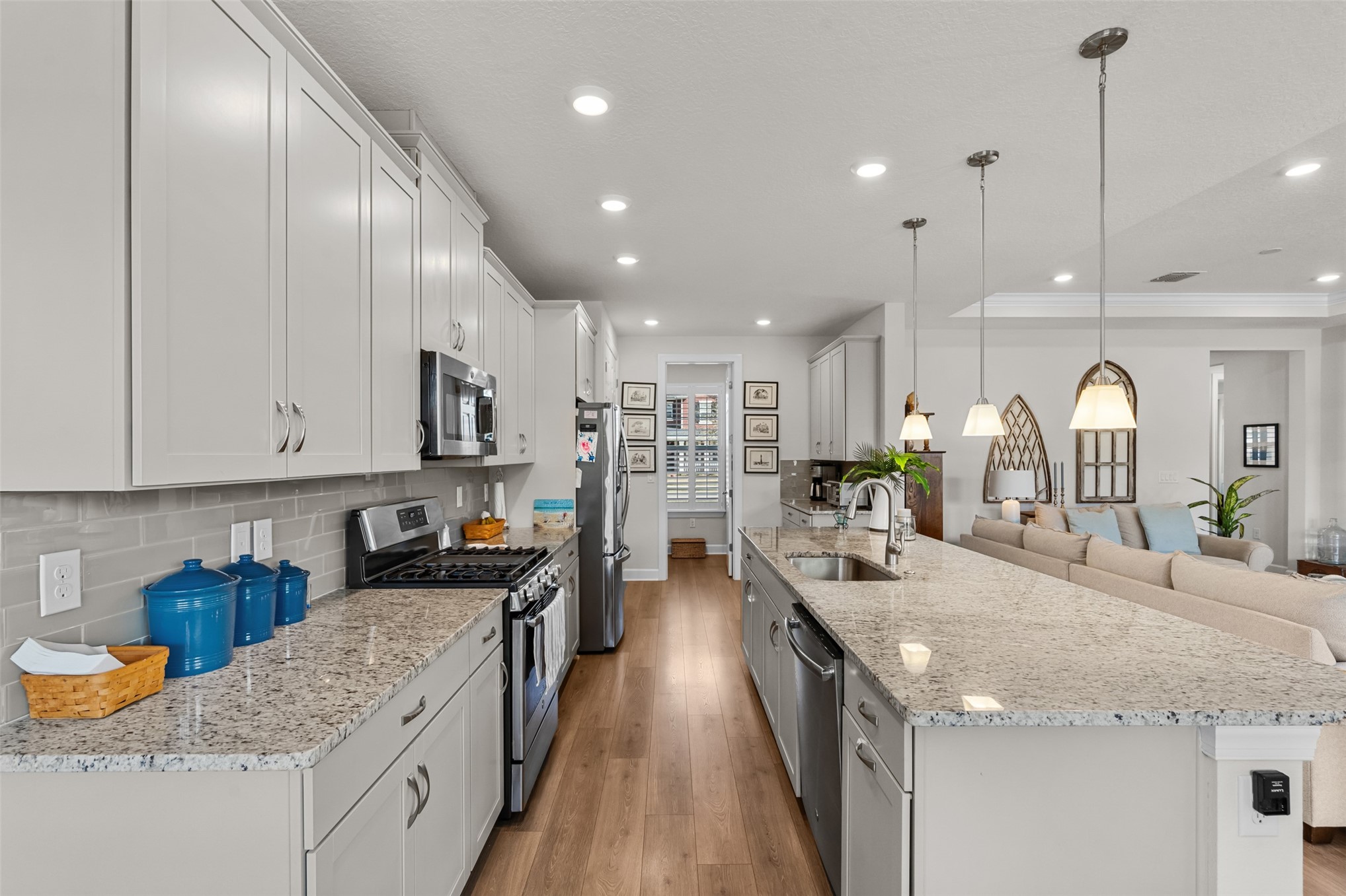 Fernandina Beach, Florida, 32034, United States, 3 Bedrooms Bedrooms, ,2 BathroomsBathrooms,Residential,For Sale,2024092