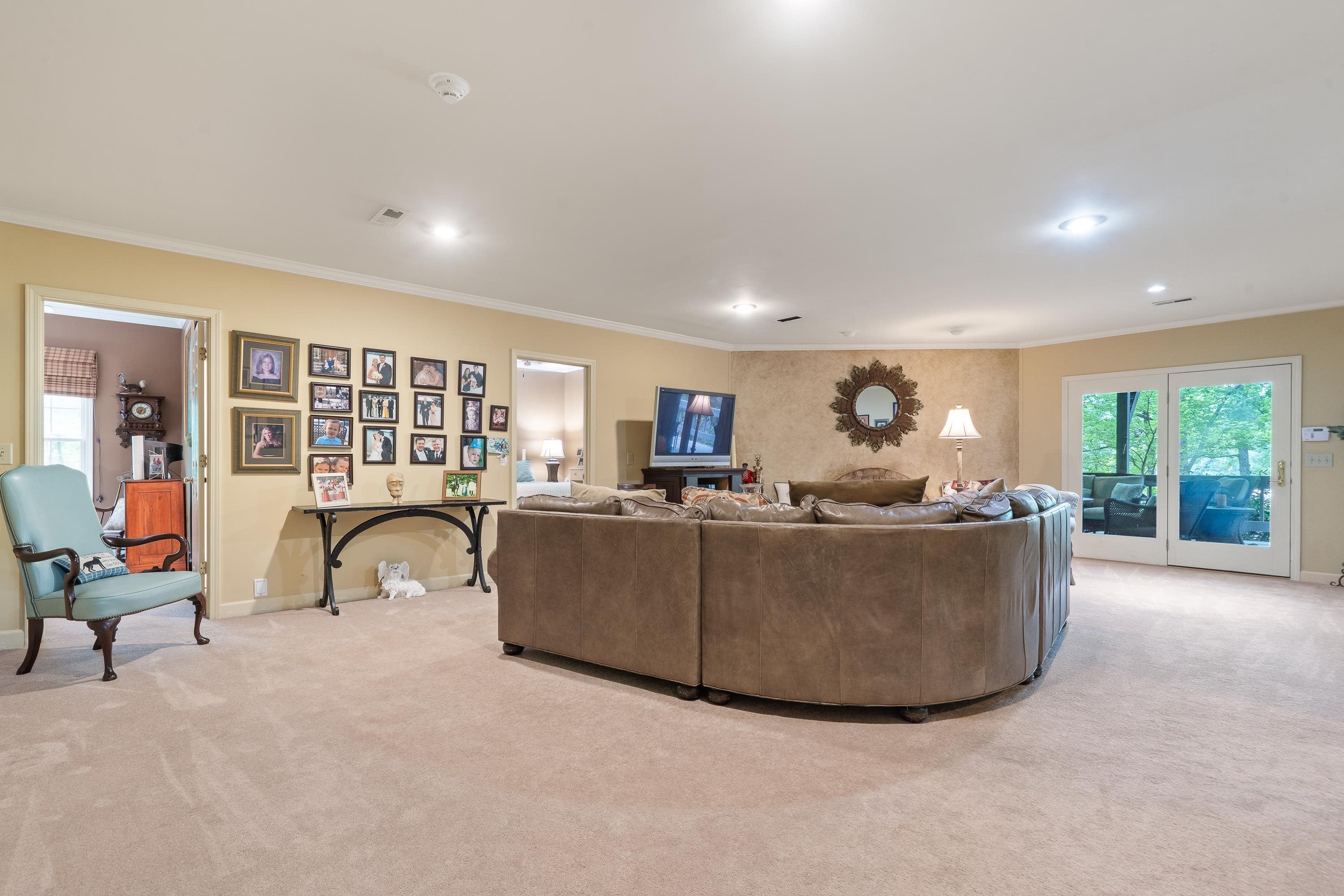 Greensboro, Georgia, 30642, United States, 4 Bedrooms Bedrooms, ,4 BathroomsBathrooms,Residential,For Sale,1849801