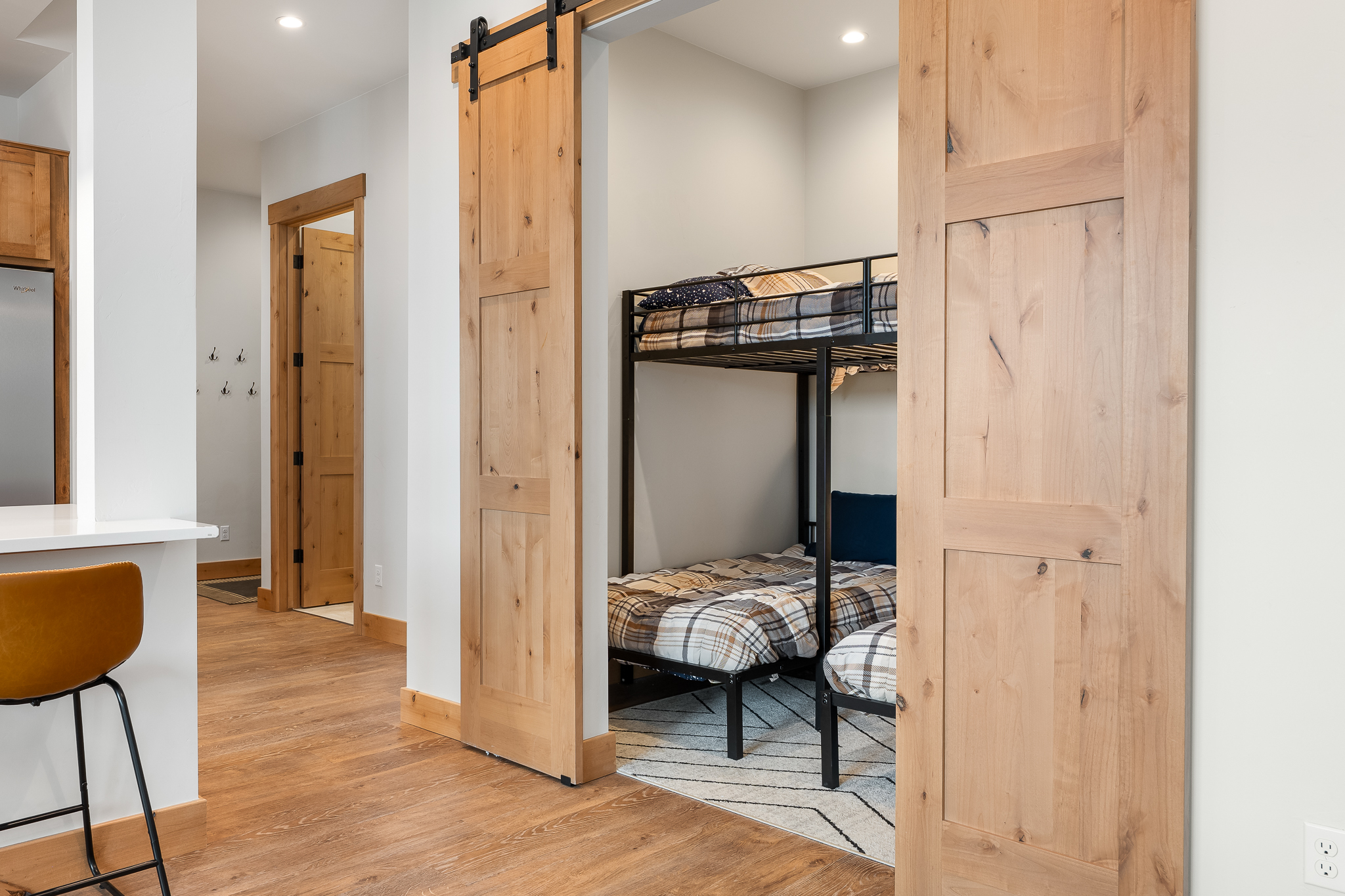  Fully Furnished Luxury Condo in Grand Park - 物件實景