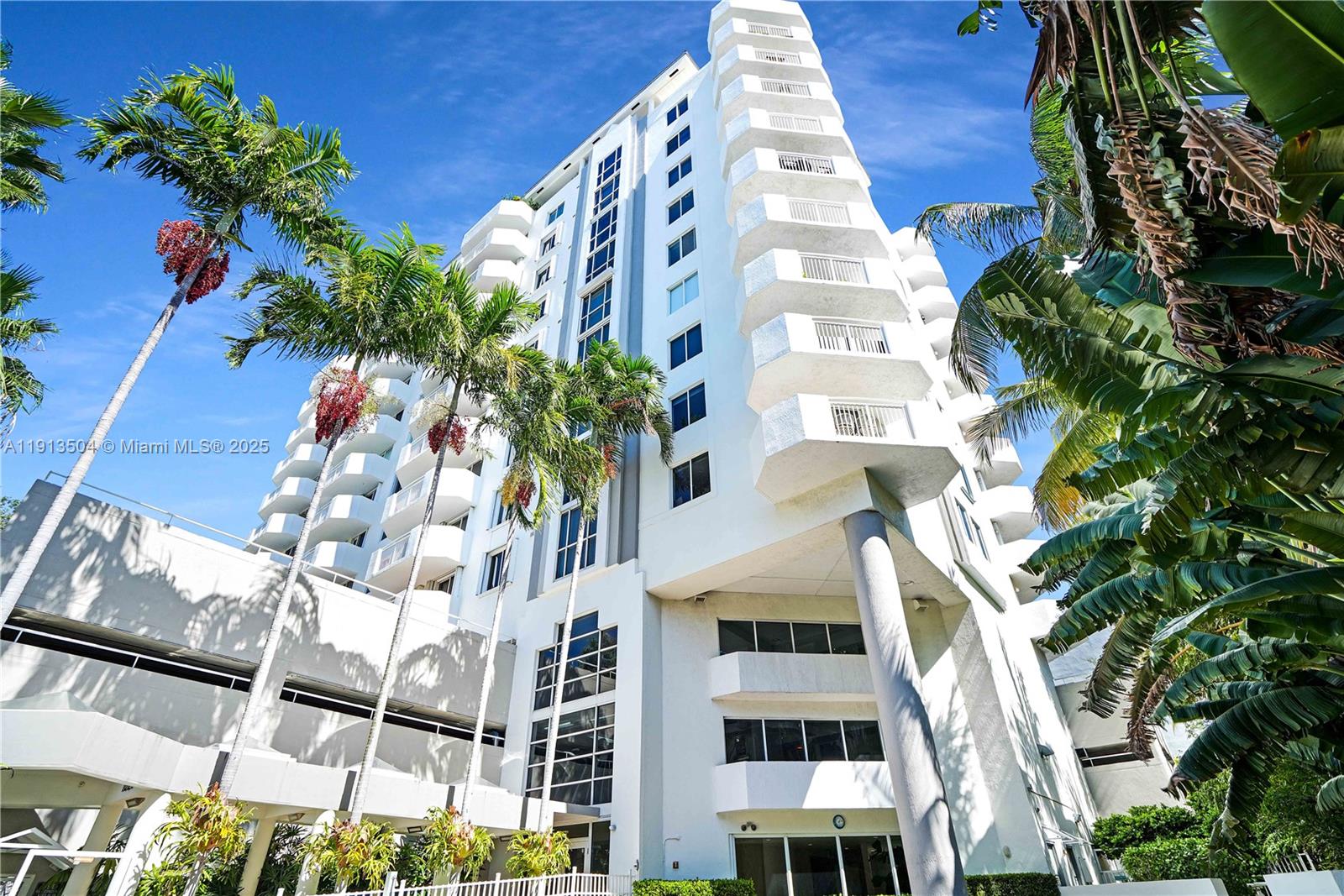 Miami Beach, Florida, 33139, United States, 2 Bedrooms Bedrooms, ,2 BathroomsBathrooms,Residential,For Sale,1993310