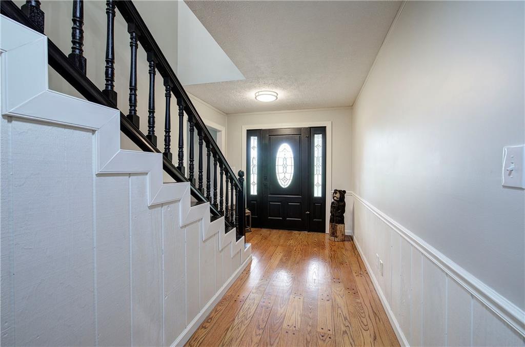 Adairsville, Georgia, 30103, United States, 3 Bedrooms Bedrooms, ,3 BathroomsBathrooms,Residential,For Sale,1848966