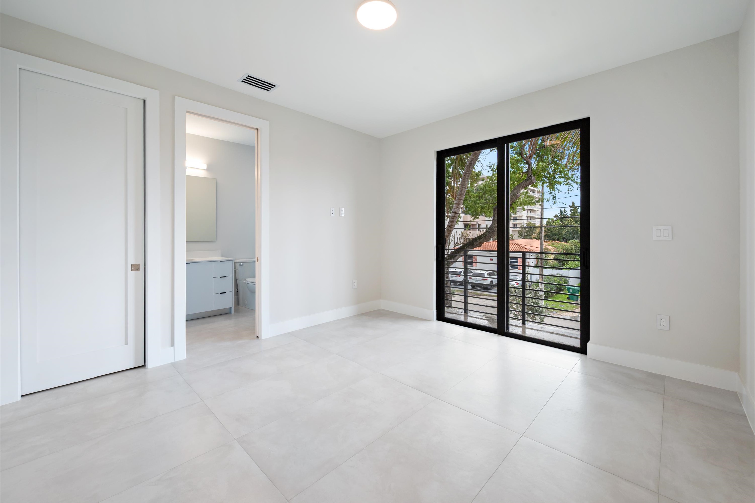  2747 SW 23rd Ter, Miami, FL, 33145 - 物件實景
