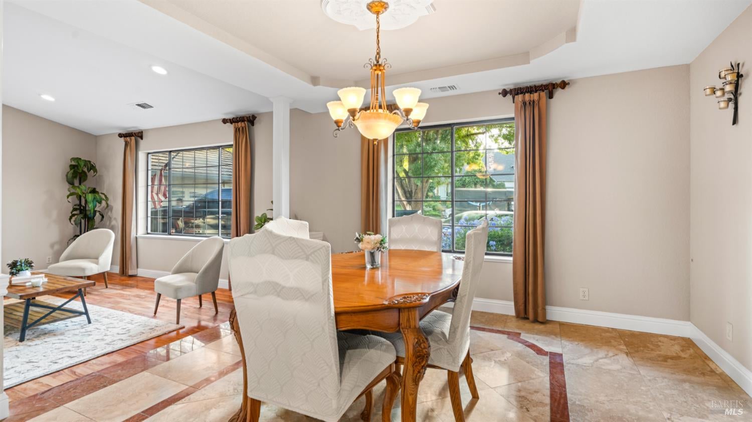 Vacaville, California, 95688, United States, 4 Bedrooms Bedrooms, ,2 BathroomsBathrooms,Residential,For Sale,1857826