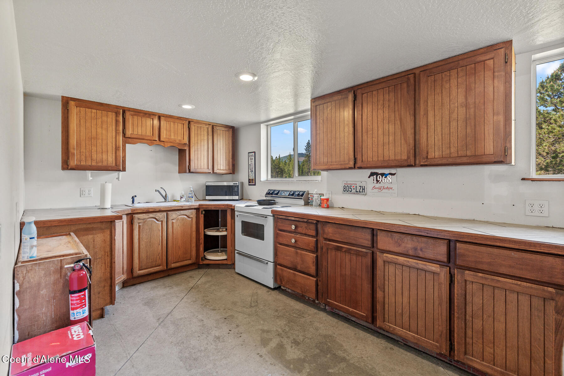 Rathdrum, Idaho, 83858, United States, 2 Bedrooms Bedrooms, ,1 BathroomBathrooms,Residential,For Sale,1981351