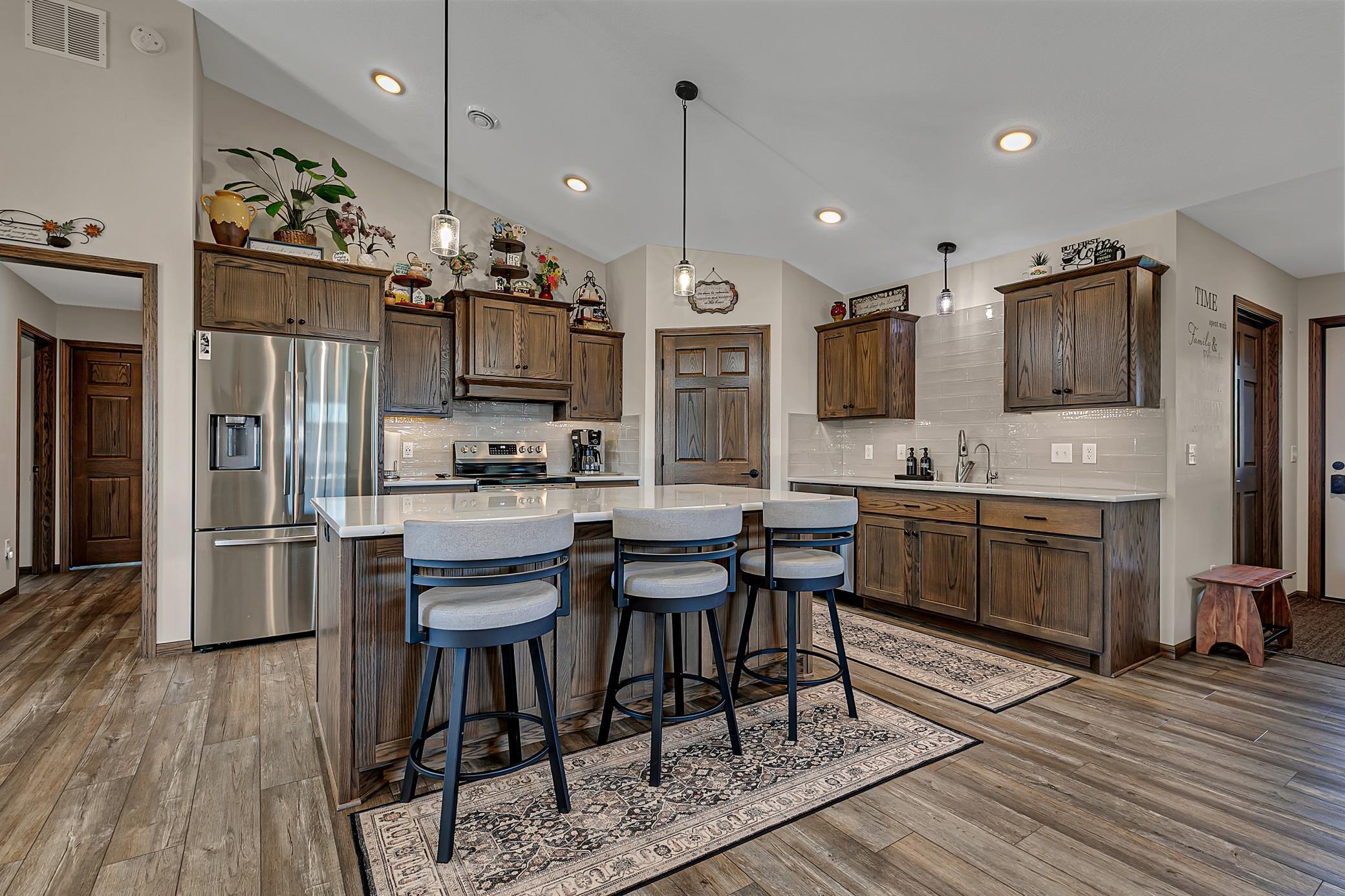 Saint Joseph, Minnesota, 56374, United States, 3 Bedrooms Bedrooms, ,2 BathroomsBathrooms,Residential,For Sale,1988630