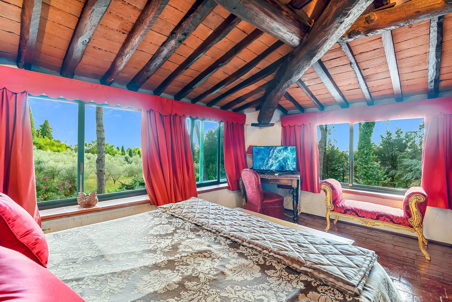 Massarosa, Lucca, 55054, IT, 8 Bedrooms Bedrooms, ,8 BathroomsBathrooms,Residential,For Sale,1990966