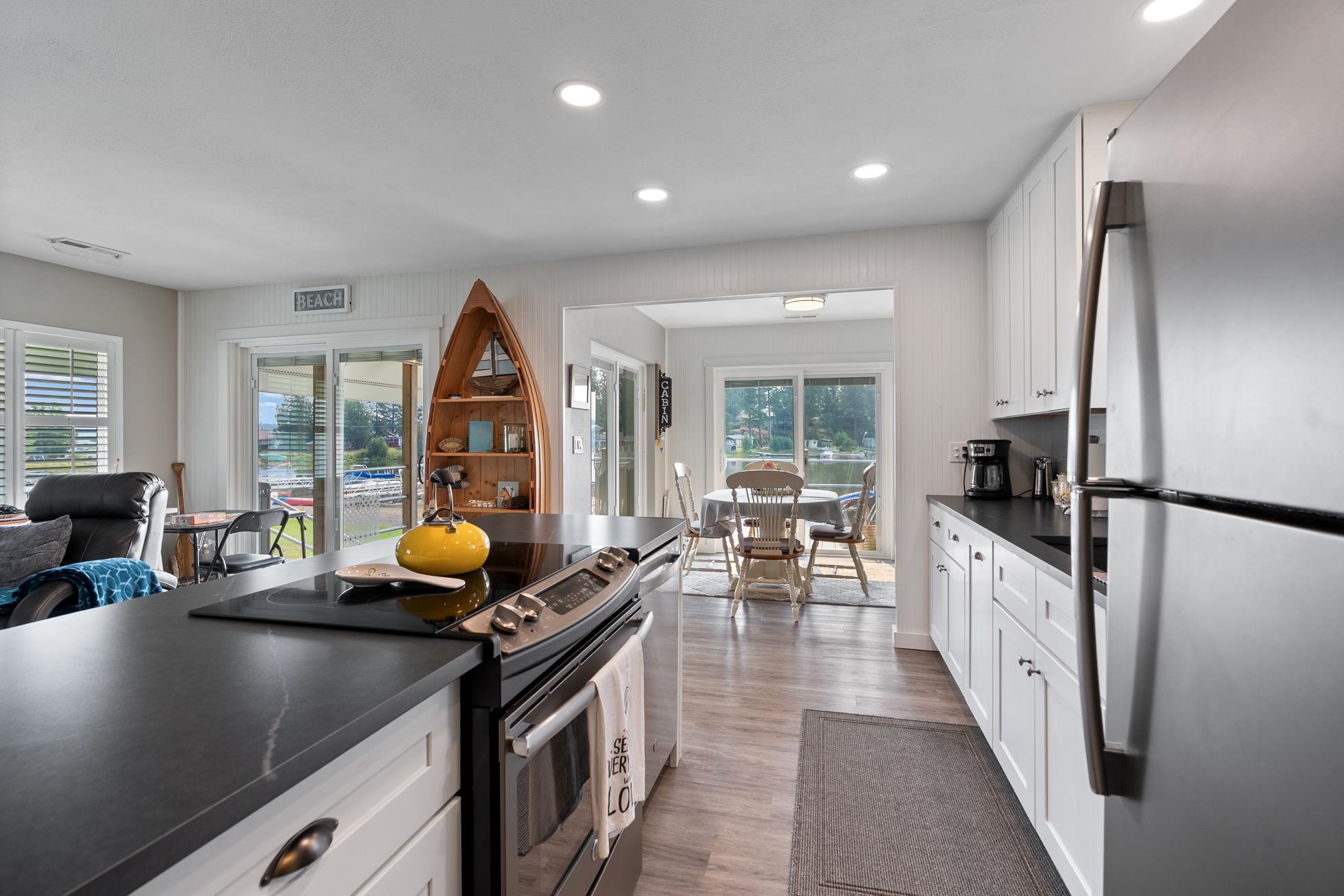 Newport, Washington, 99156, United States, 2 Bedrooms Bedrooms, ,2 BathroomsBathrooms,Residential,For Sale,1937533