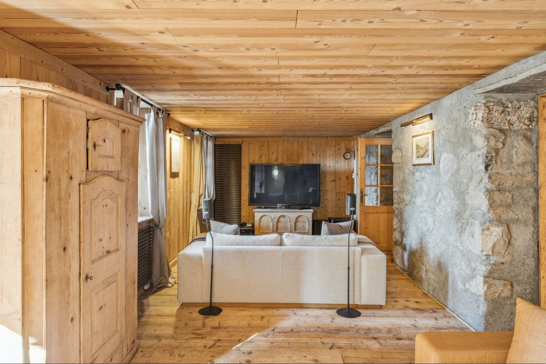  La Colline - Fully renovated chalet with character - 物件實景