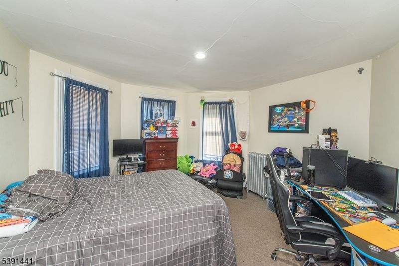 Dover, New Jersey, 07801, United States, 4 Bedrooms Bedrooms, ,2 BathroomsBathrooms,Residential,For Sale,1969138