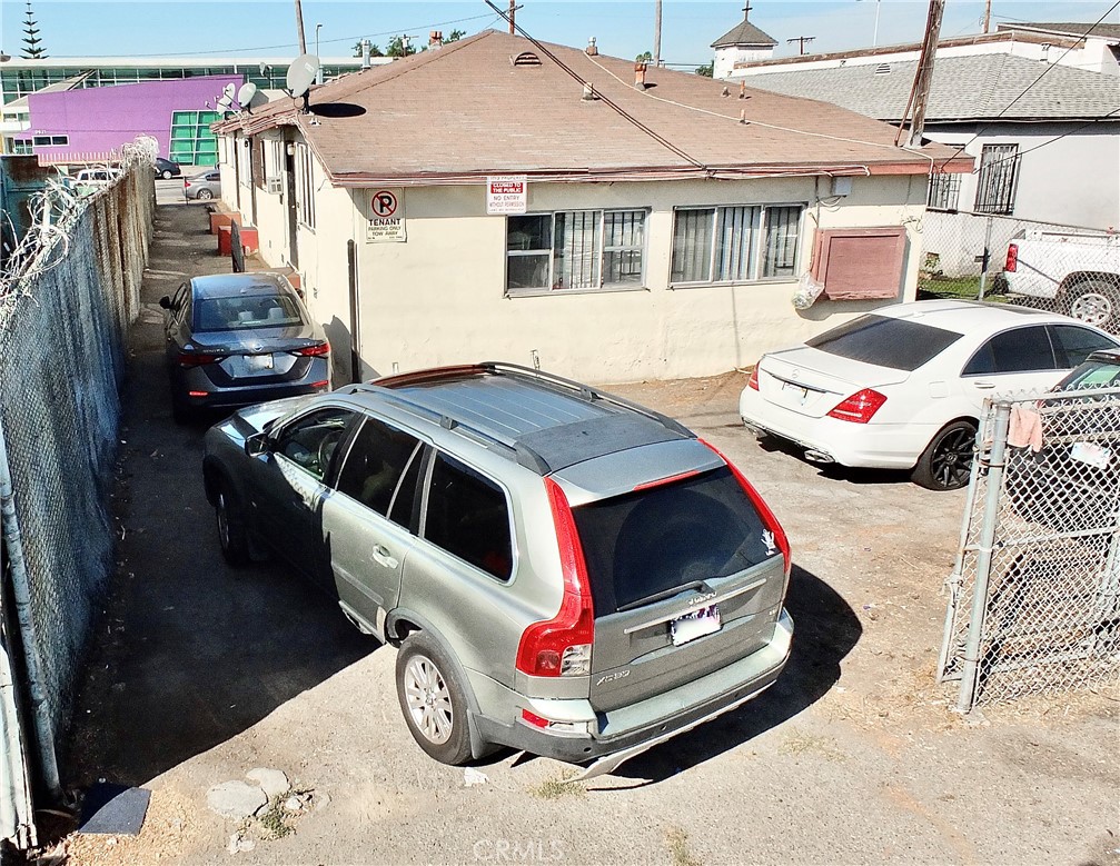 Los Angeles, California, 90003, United States, ,Residential,For Sale,1925786