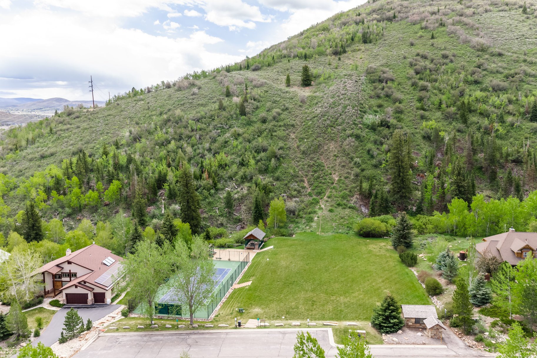  Remodeled Home in the Park City Utah School District - 物件實景
