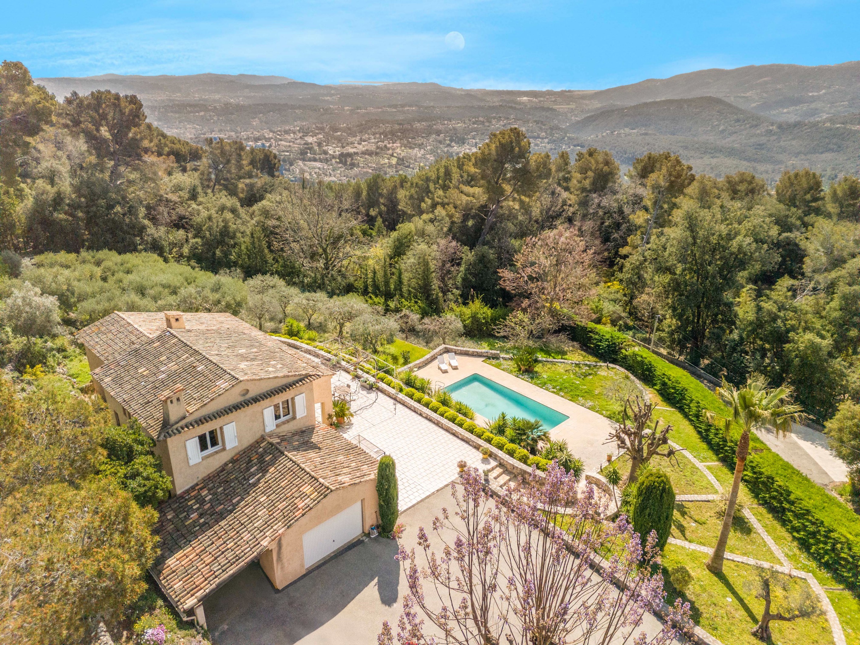  Stunning Provençal villa with clear view, glimpse of the sea, heated pool, in C… - 物件實景