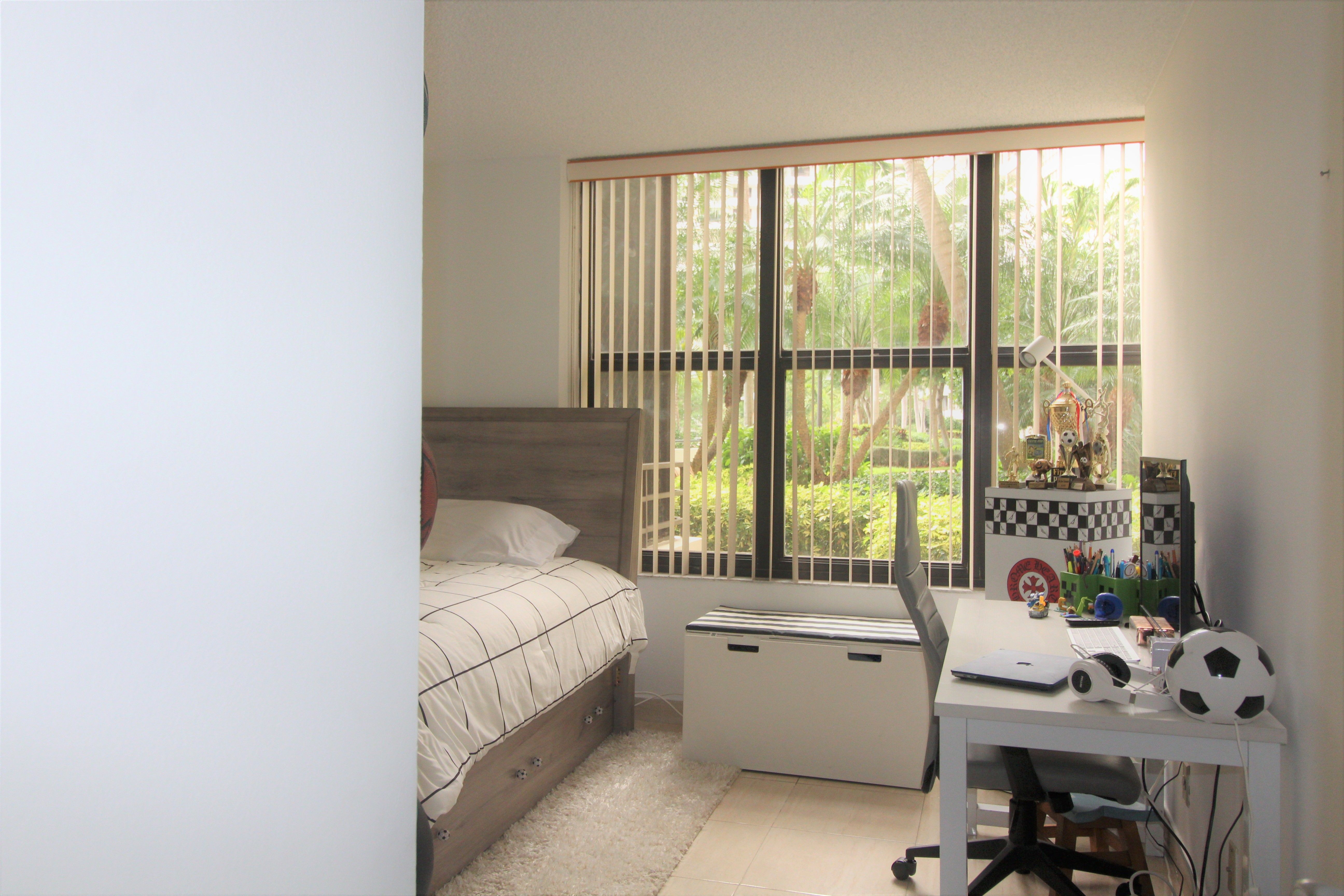  2500 Parkview Dr, Hallandale Beach, FL, 33009 - 物件實景