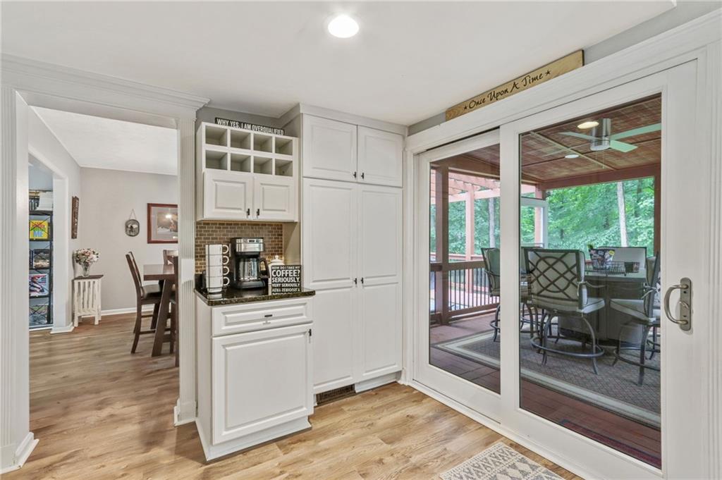 Smyrna, Georgia, 30080, United States, 3 Bedrooms Bedrooms, ,3 BathroomsBathrooms,Residential,For Sale,1983816