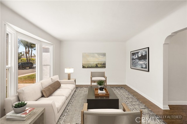 Los Angeles, California, 90032, United States, 2 Bedrooms Bedrooms, ,1 BathroomBathrooms,Residential,For Sale,2049026