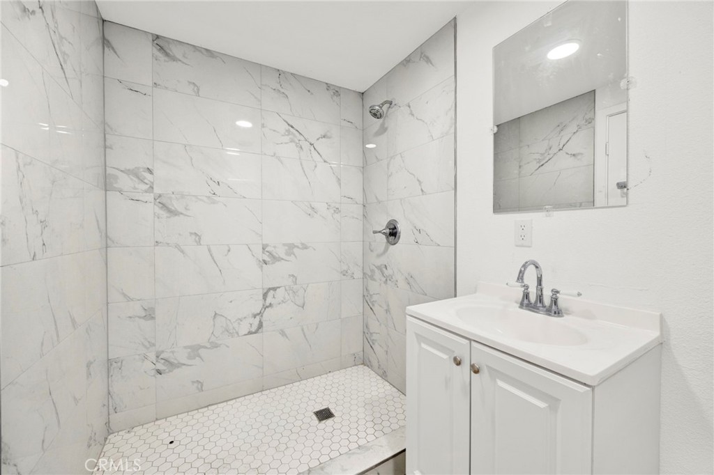 Pasadena, California, 91106, United States, ,Residential,For Sale,1895777