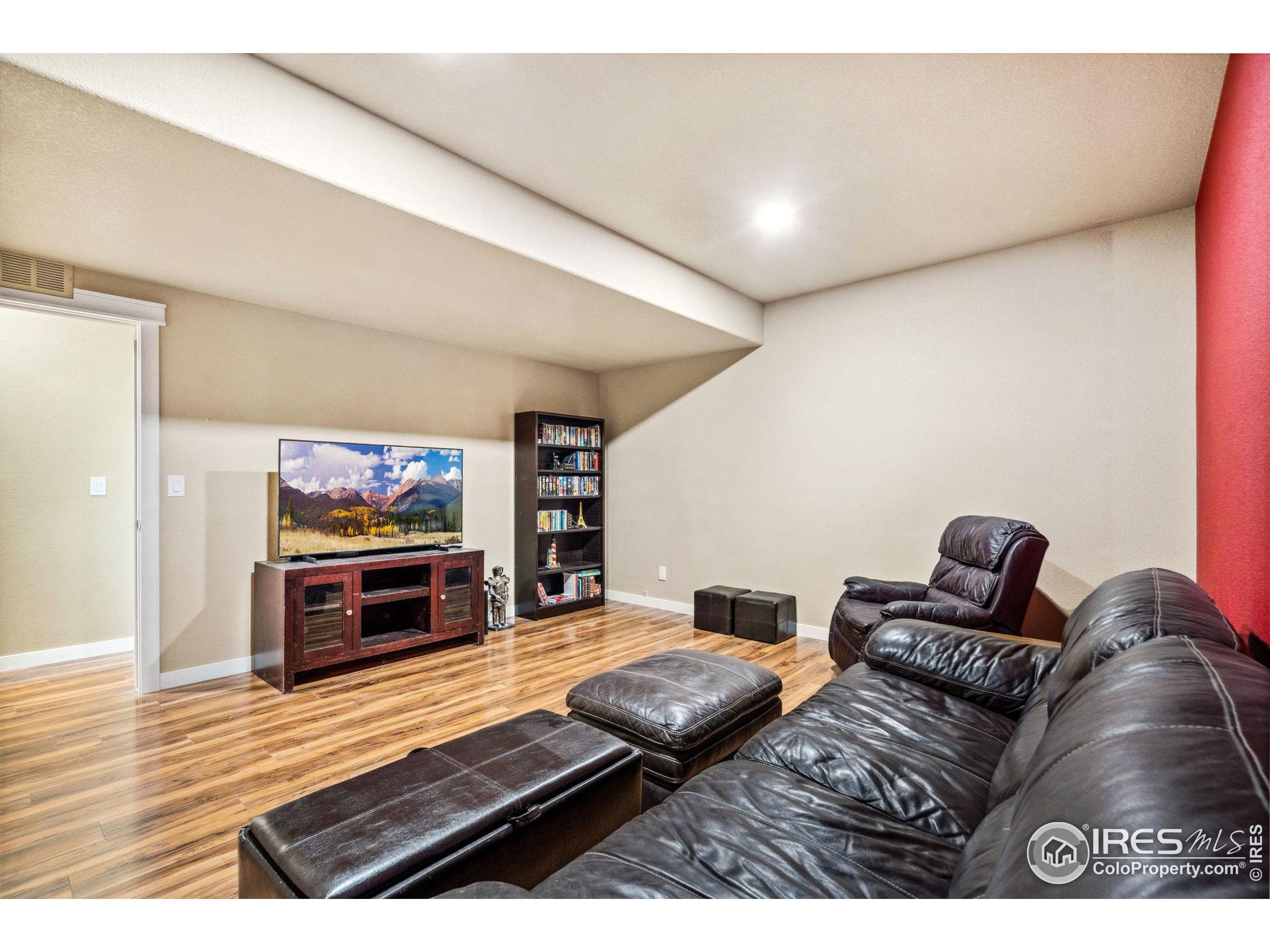 Wellington, Colorado, 80549, United States, 5 Bedrooms Bedrooms, ,3 BathroomsBathrooms,Residential,For Sale,1960485