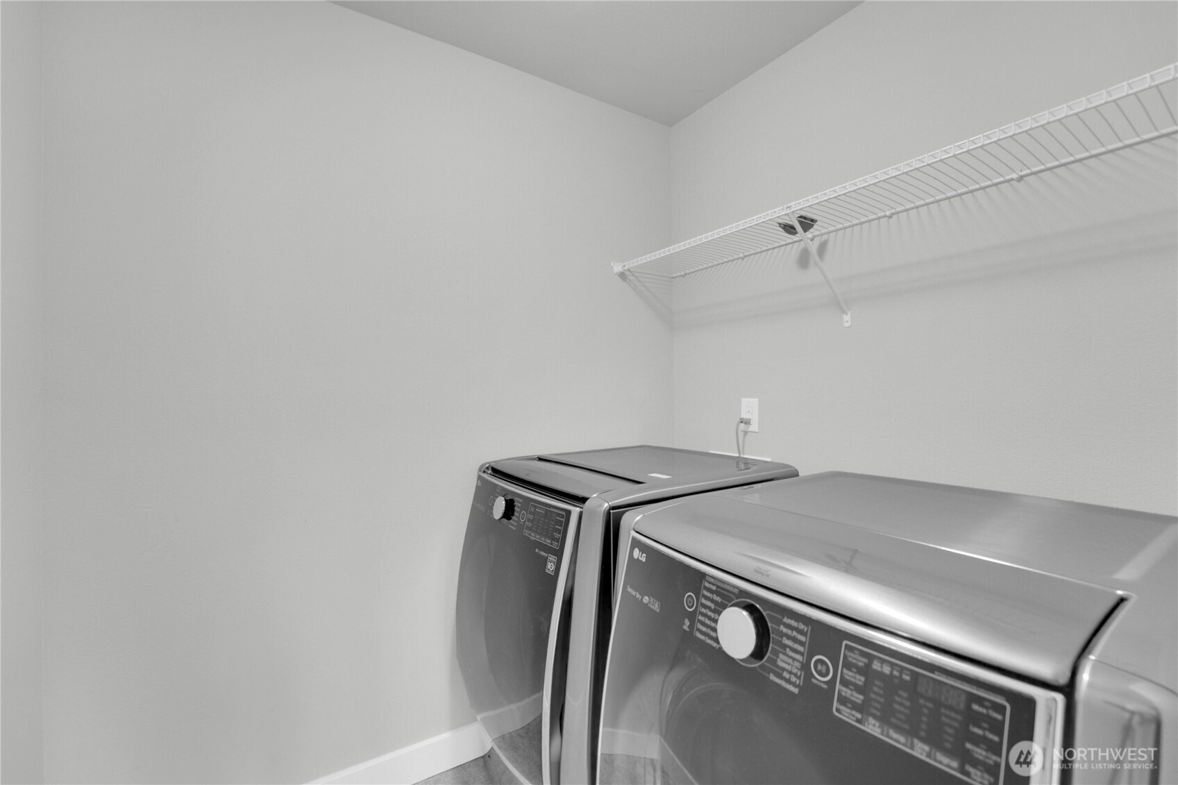 Bonney Lake, Washington, 98391, United States, 5 Bedrooms Bedrooms, ,3 BathroomsBathrooms,Residential,For Sale,1916895
