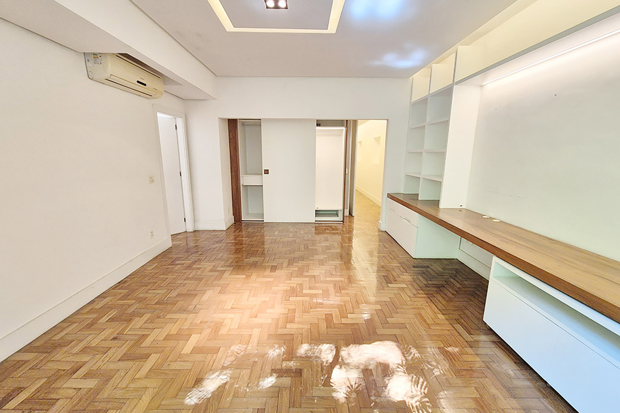  Renovated Apartment on Praça Eugênio Jardim - 物件實景