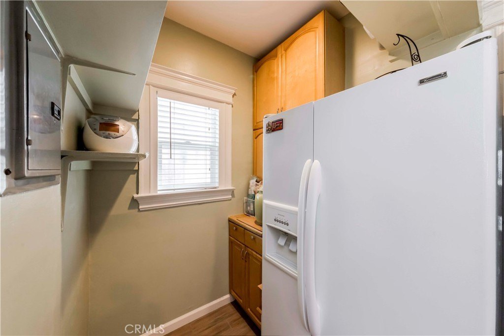 1520 S New Hampshire Avenue, Los Angeles, California, 90006, United States, 2 Bedrooms Bedrooms, ,1 BathroomBathrooms,Residential,For Sale,1520 S New Hampshire Avenue,1599966
