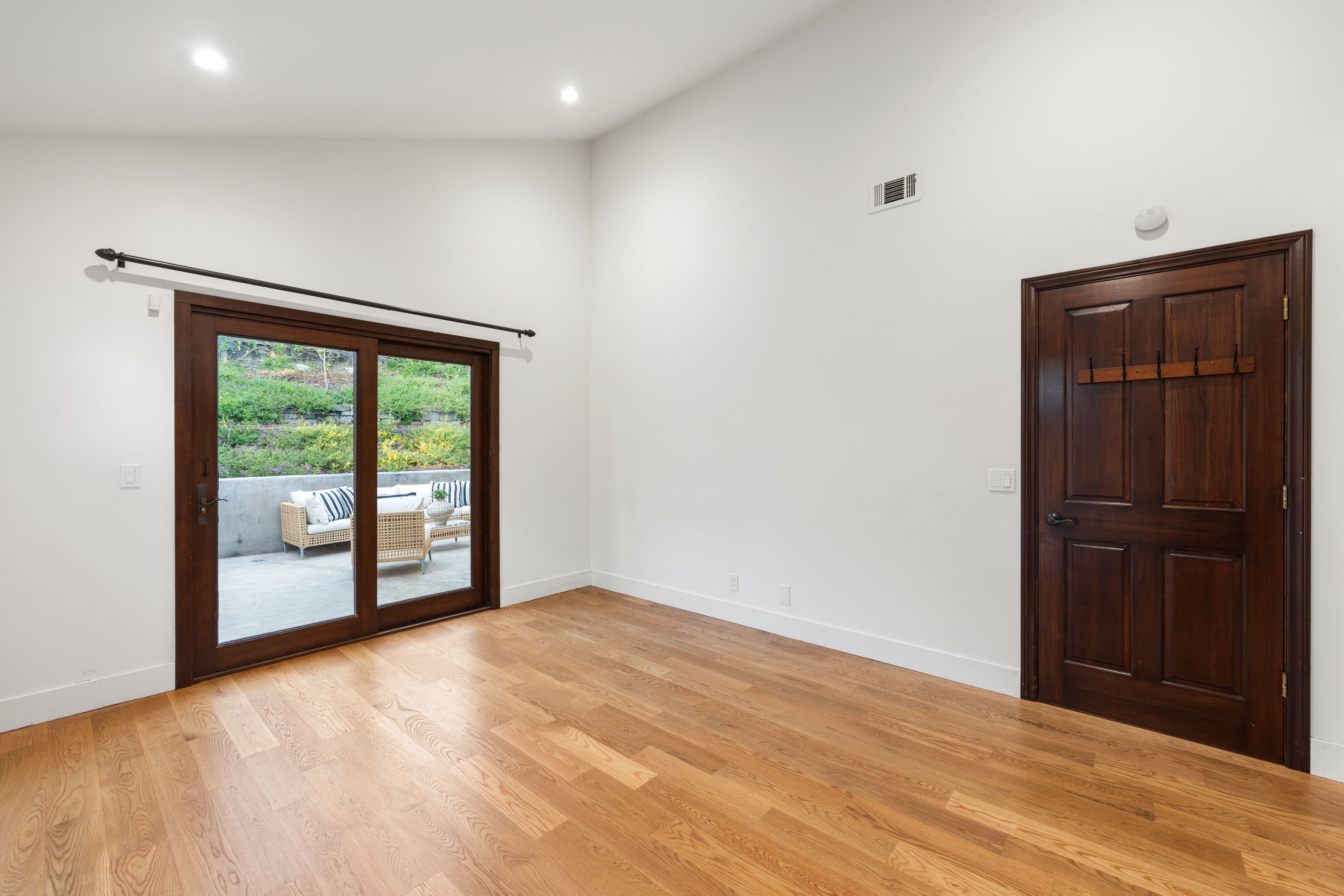  Elevated Coastal Living - 物件實景