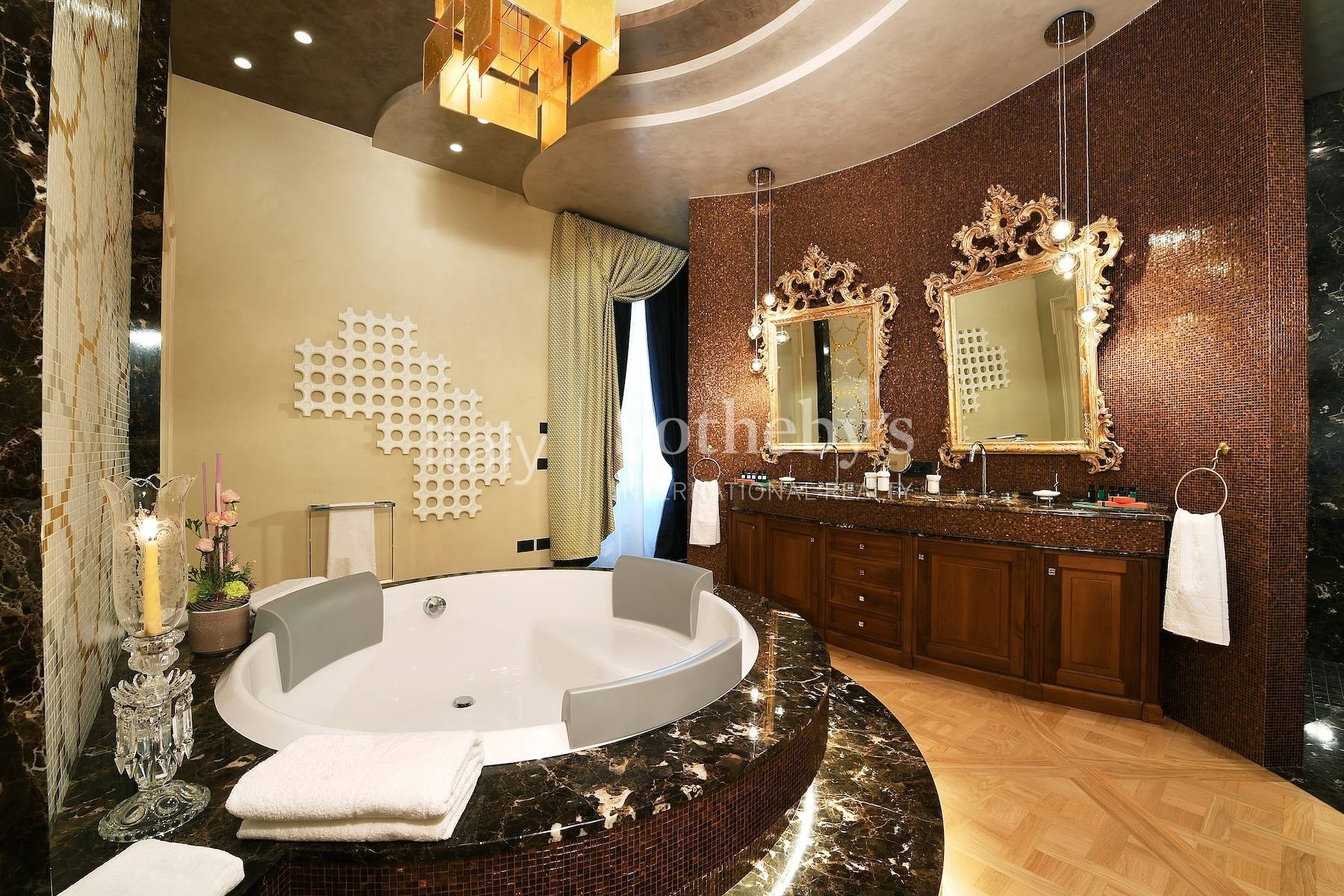  Splendid residence with swimming pool in the centre of Cherasco - 物件實景