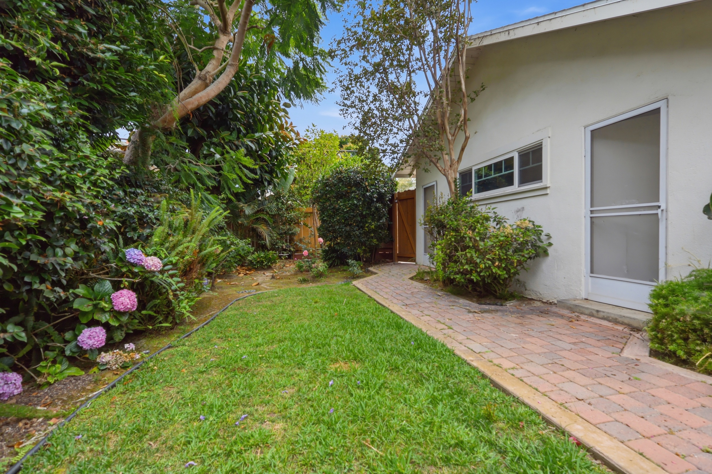  239 Mira Mar Avenue, Long Beach, CA 90803 - 物件實景