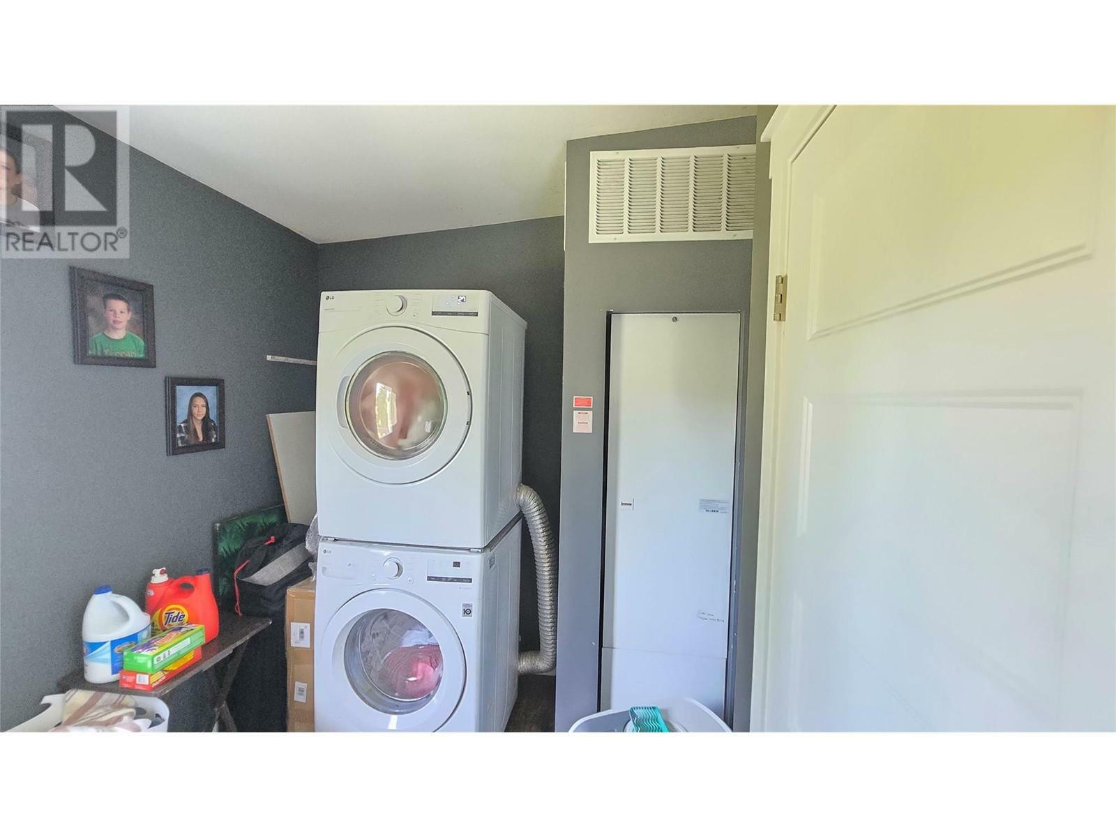 BARRIERE, British Columbia, V0E 2E0, CA, 4 Bedrooms Bedrooms, ,2 BathroomsBathrooms,Residential,For Sale,1838134
