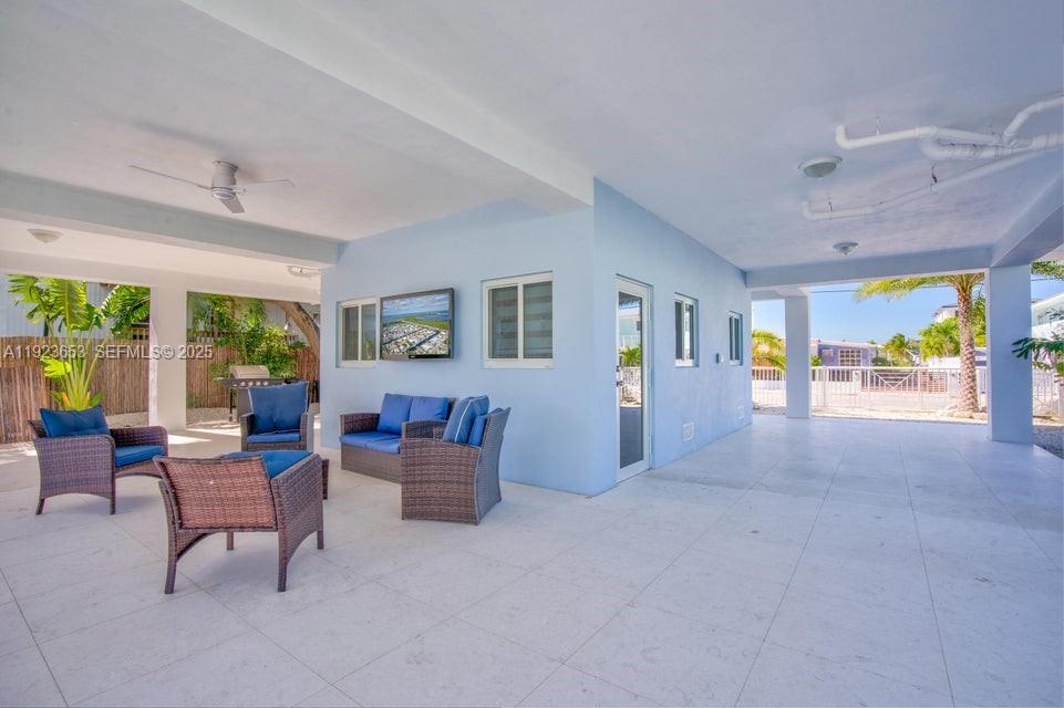 Key Largo, Florida, 33037, United States, 5 Bedrooms Bedrooms, ,3 BathroomsBathrooms,Residential,For Sale,2002061