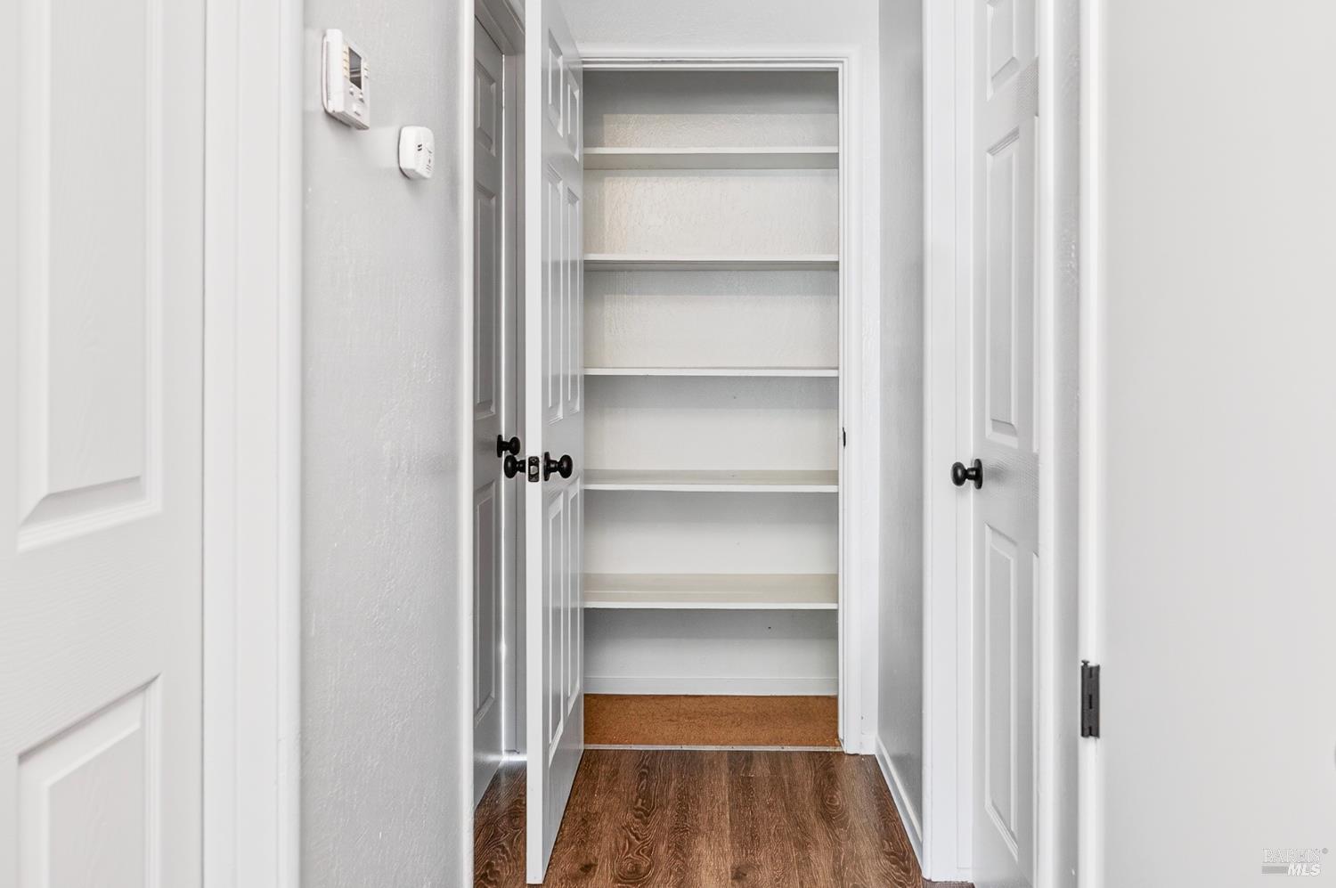 Vacaville, California, 95688, United States, 3 Bedrooms Bedrooms, ,2 BathroomsBathrooms,Residential,For Sale,2009088