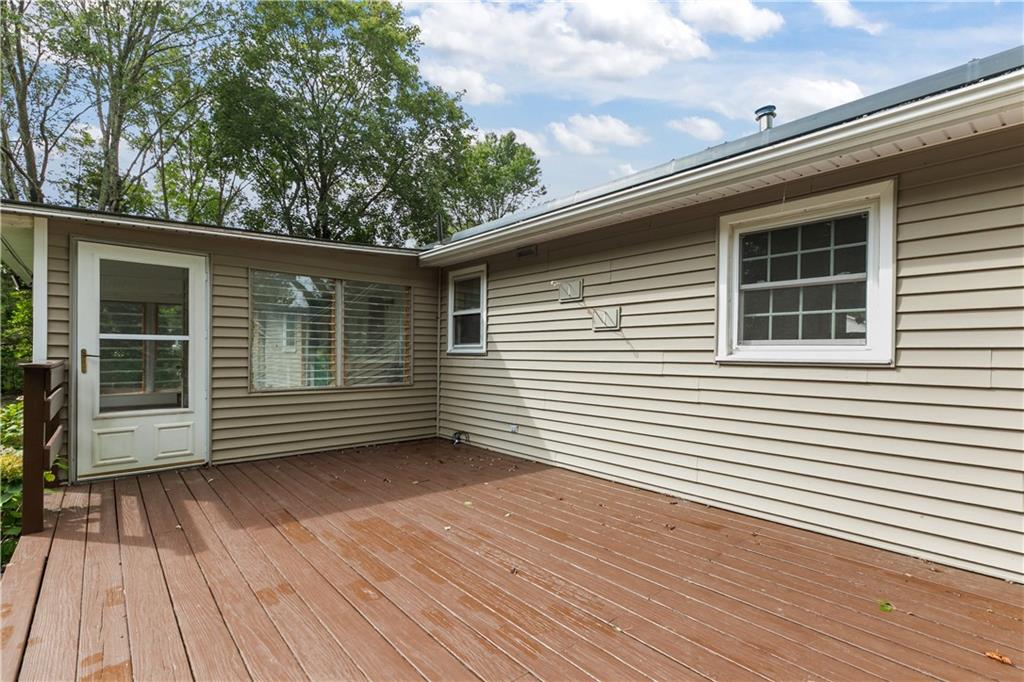 North Kingstown, Rhode Island, 02852, United States, 3 Bedrooms Bedrooms, ,2 BathroomsBathrooms,Residential,For Sale,1976998